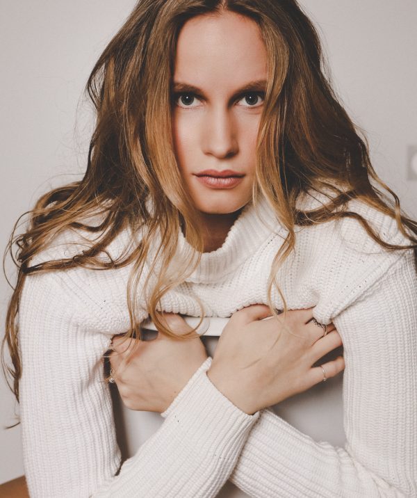 Model: Eve-Marie    Foto: AGENTUR datenreiter, Lutz KAISER